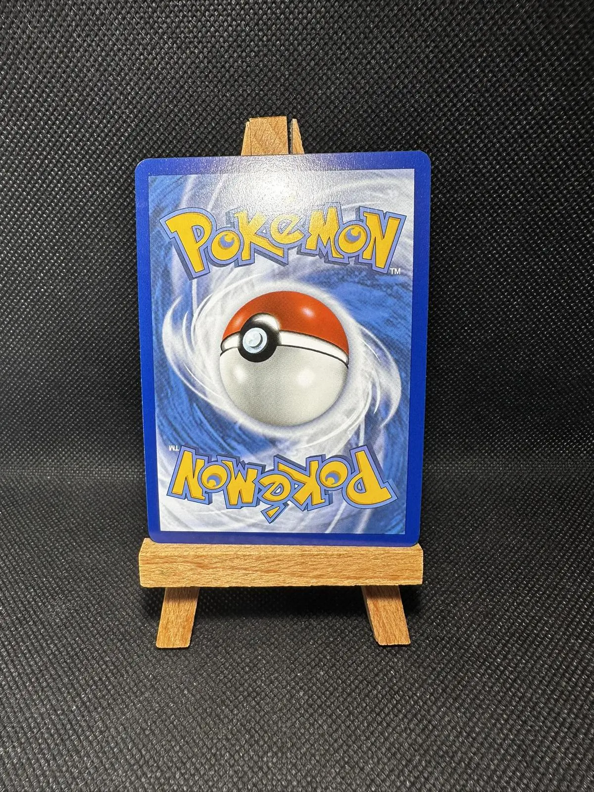 Pikachu VMAX - Image 2